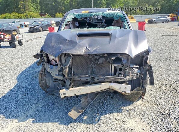 3TYCZ5AN8PT168443 2023 TOYOTA TACOMA Gray Widok z przodu