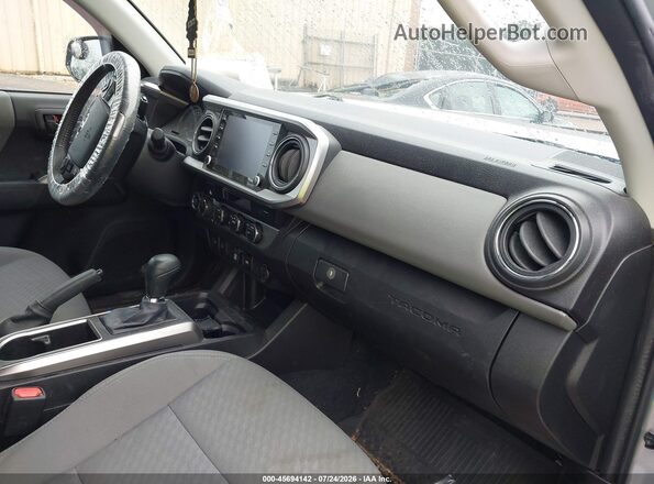 3TYDZ5BN3PT020414 2023 TOYOTA TACOMA Gray Front interior view
