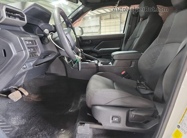 3TYJDAHN0RT007690 2024 TOYOTA TACOMA White Vista de la etiqueta del VIN