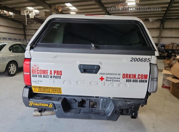 3TYJDAHN0RT007690 2024 TOYOTA TACOMA White Vista del cuadro de instrumentos