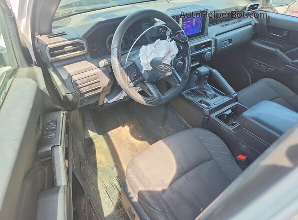 3TYJDAHN2RT014883 2024 TOYOTA TACOMA Белый Вид панели приборов