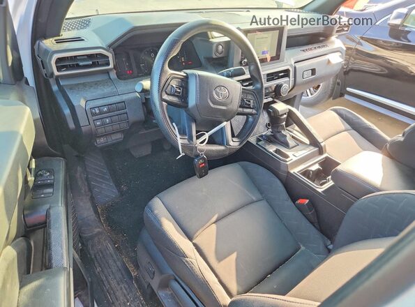 3TYJDAHN2ST034928 2025 TOYOTA TACOMA White Widok deski rozdzielczej