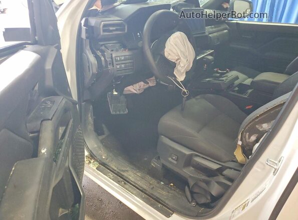 3TYJDAHN3RT006680 2024 TOYOTA TACOMA Белый Вид панели приборов