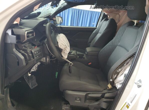 3TYJDAHN3RT006680 2024 TOYOTA TACOMA Белый 