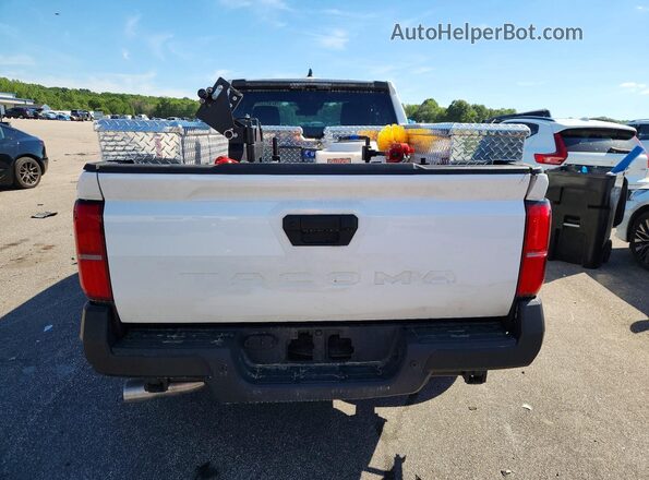 3TYJDAHN4RT008891 2024 TOYOTA TACOMA Белый Вид сзади