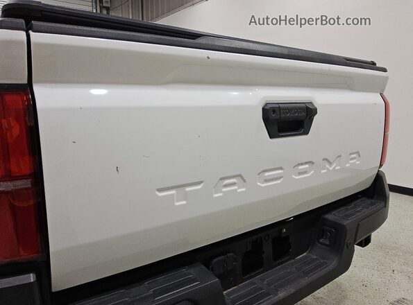 3TYJDAHN9RT007266 2024 TOYOTA TACOMA White 