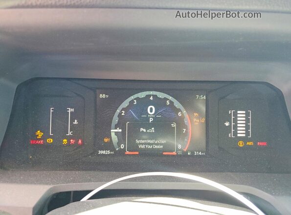 3TYJDAHNXST021120 2025 TOYOTA TACOMA White Instrument cluster view