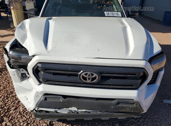 3TYJDAHNXST021120 2025 TOYOTA TACOMA White Rear interior view