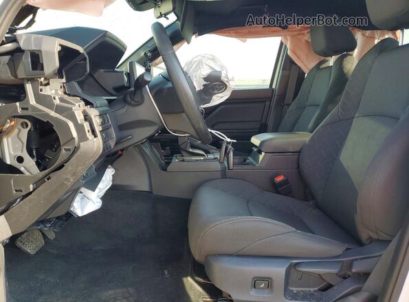 3TYJDAHNXST027435 2025 TOYOTA TACOMA Белый Вид салона спереди