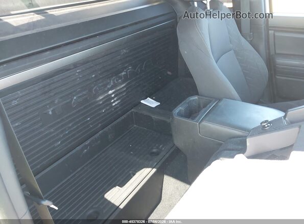 3TYJDAKN7RT004245 2024 TOYOTA TACOMA White Vista de la etiqueta del VIN