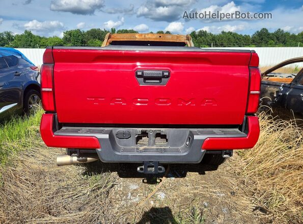 3TYKB5FN1ST020295 2025 TOYOTA TACOMA Red Вид ззаду