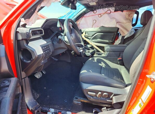 3TYKB5FN4RT010080 2024 TOYOTA TACOMA Orange Սալոնի դիմացի տեսք