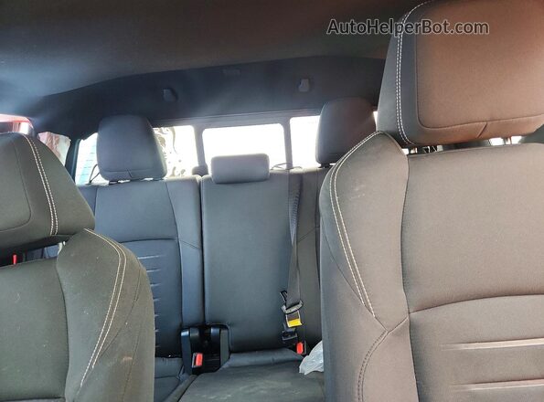 3TYKB5FN4RT010080 2024 TOYOTA TACOMA Orange Հետևի նստատեղերի տեսք