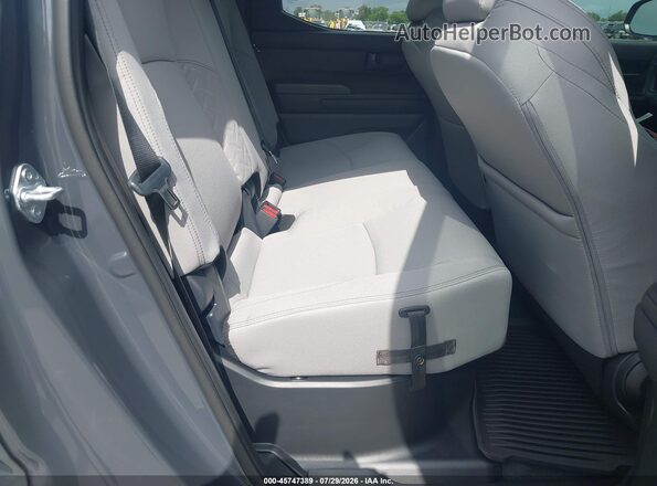 3TYKB5FN4TT042521 2026 TOYOTA TACOMA Gray VIN კოდის სტიკერის ხედი