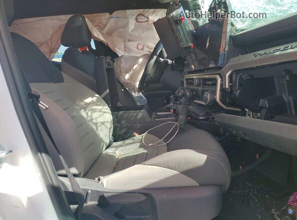 3TYKB5FN6RT011022 2024 TOYOTA TACOMA Белый Вид салона спереди