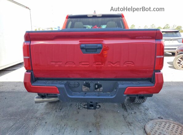 3TYKB5FN6TT032234 2026 TOYOTA TACOMA Red Հետևի տեսք