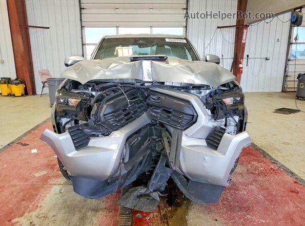 3TYKB5FN9ST027303 2025 TOYOTA TACOMA Серебряный Вид спереди