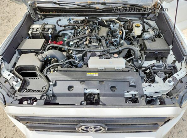 3TYKD5HN0RT011847 2024 TOYOTA TACOMA White Սալոնի հետևի տեսք