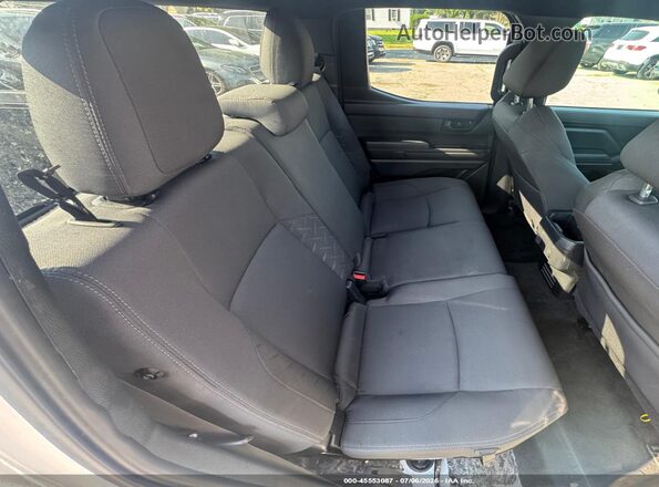 3TYKD5HN4ST031430 2025 TOYOTA TACOMA White Front view