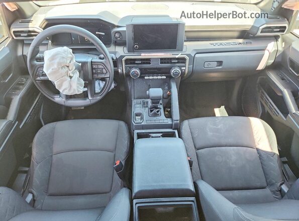 3TYKD5HN4ST038331 2025 TOYOTA TACOMA Black Dashboard view