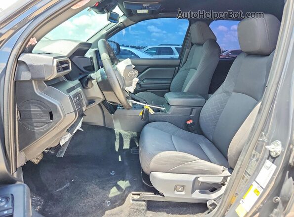3TYKD5HN8ST022942 2025 TOYOTA TACOMA Charcoal Widok wnętrza z przodu