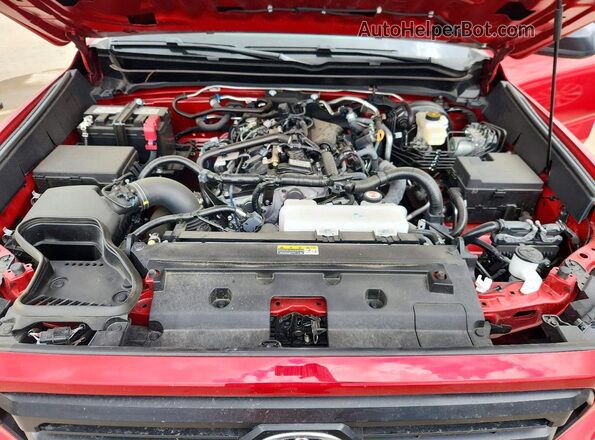 3TYKD5HN8TT041007 2026 TOYOTA TACOMA Red Widok wnętrza z tyłu