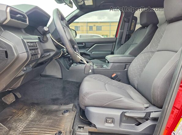 3TYKD5HN8TT041007 2026 TOYOTA TACOMA Red Widok wnętrza z przodu