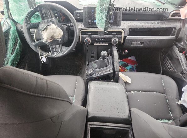 3TYKE5JNXRT005044 2024 TOYOTA TACOMA Black Առջևի վահանակի տեսք