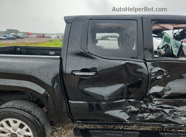 3TYKE5JNXRT005044 2024 TOYOTA TACOMA Black Հետևի նստատեղերի տեսք