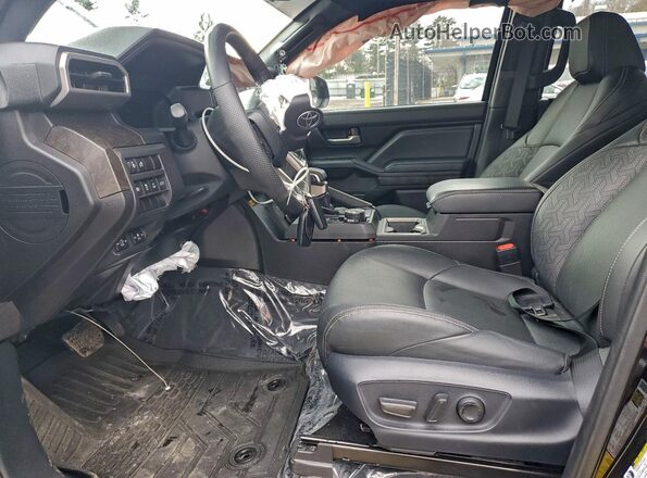 3TYLB5JN0RT033996 2024 TOYOTA TACOMA Black Vista interior delantera