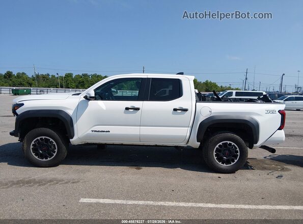 3TYLB5JN1RT005673 2024 TOYOTA TACOMA White 
