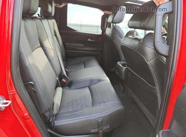 3TYLB5JN2RT048709 2024 TOYOTA TACOMA Red უკანა სავარძლების ხედი