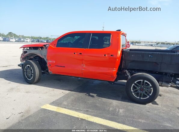 3TYLB5JN4RT051806 2024 TOYOTA TACOMA Оранжевый Вид спереди