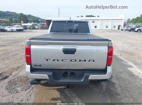 3TYLB5JN6ST092606 2025 TOYOTA TACOMA Silver 