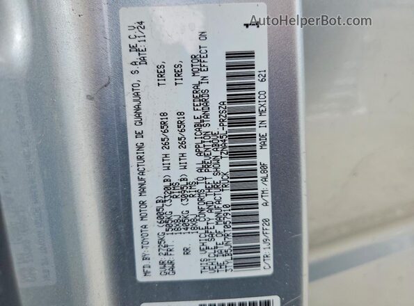 3TYLB5JN7RT057910 2024 TOYOTA TACOMA Silver ძრავის განყოფილების ხედი