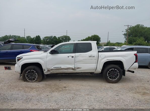 3TYLB5JNXRT000410 2024 TOYOTA TACOMA White 360 interior view