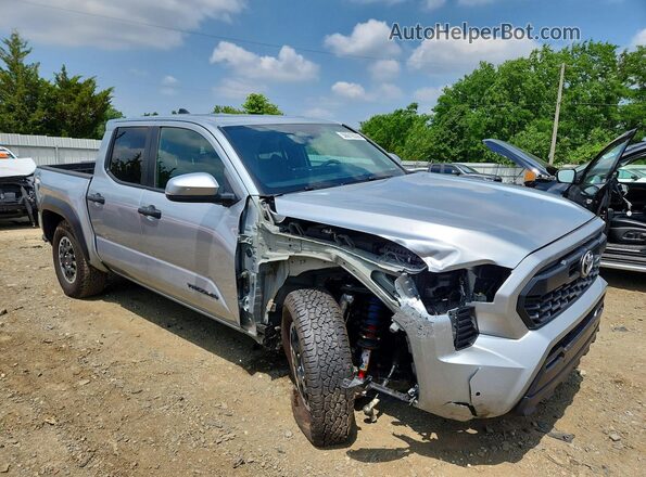 3TYLB5JNXRT059327 2024 TOYOTA TACOMA Silver Delantero derecho
