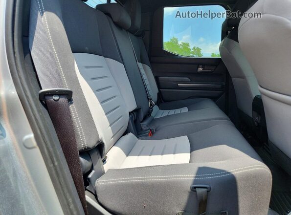 3TYLB5JNXRT059327 2024 TOYOTA TACOMA Silver Vista de los asientos traseros