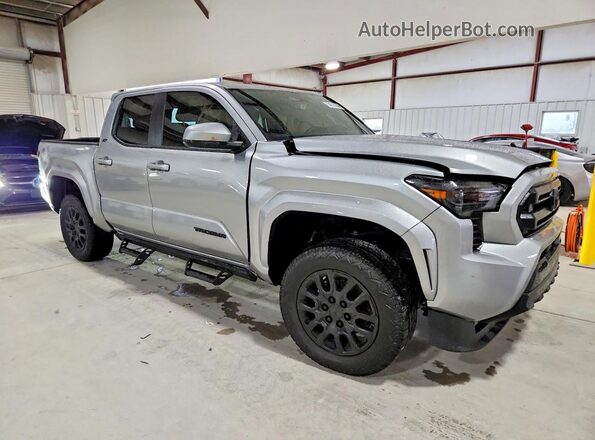 3TYLB5JNXTT113278 2026 TOYOTA TACOMA Silver Передня права чверть