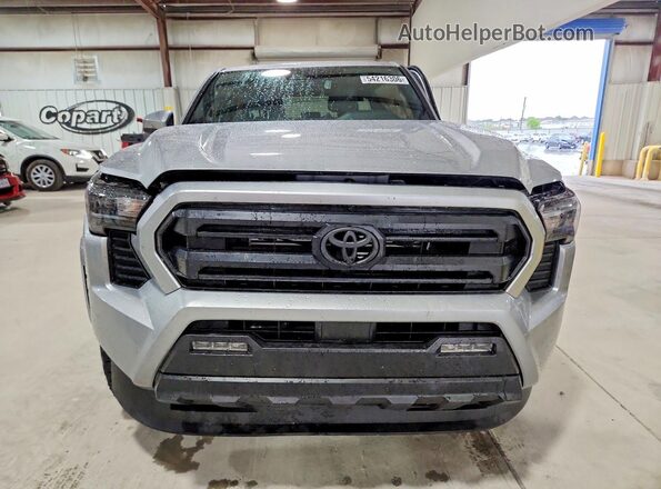 3TYLB5JNXTT113278 2026 TOYOTA TACOMA Silver Вид спереду