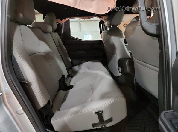 3TYLB5JNXTT113278 2026 TOYOTA TACOMA Silver Вид задніх сидінь