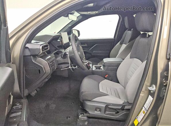 3TYLC5LN1ST033134 2025 TOYOTA TACOMA Brown წინა სალონის ხედი