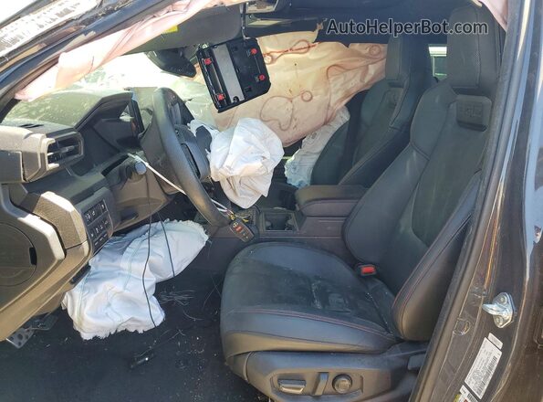 3TYLC5LN2ST039587 2025 TOYOTA TACOMA Gray Front interior view