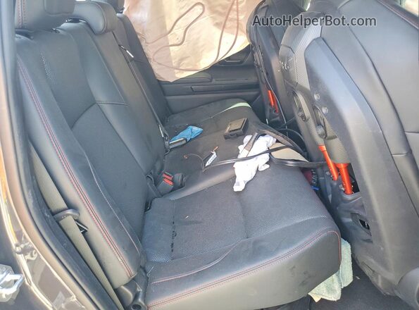 3TYLC5LN2ST039587 2025 TOYOTA TACOMA Gray Rear seats view