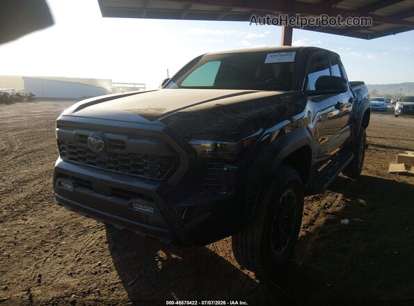 3TYLC5LN2ST045440 2025 TOYOTA TACOMA HYBRID Gray Առջևի ձախ երեք քառորդ տեսարան