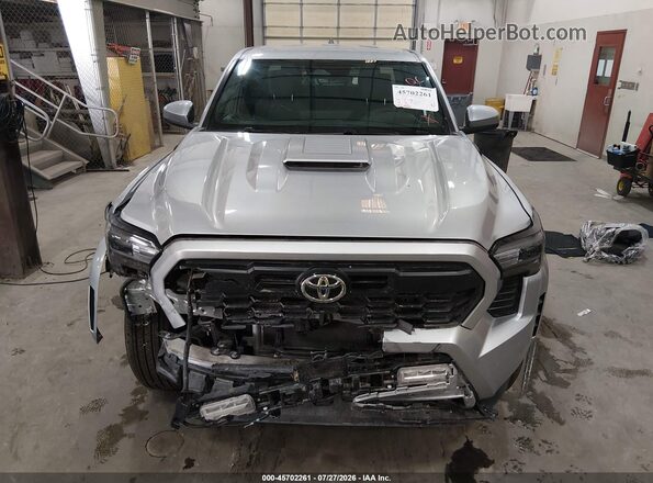3TYLC5LN3ST027190 2025 TOYOTA TACOMA HYBRID Silver Вид задньої частини салону