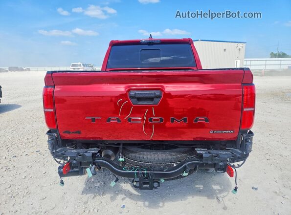 3TYLC5LN3TT053662 2026 TOYOTA TACOMA Red უკანა ხედი