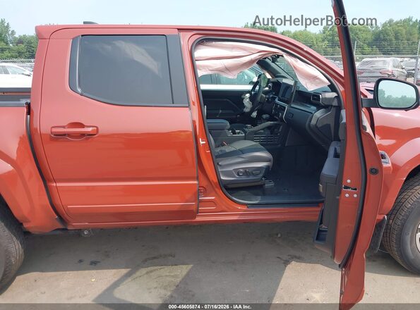 3TYLC5LN6ST034652 2025 TOYOTA TACOMA HYBRID Orange Vista interior delantera