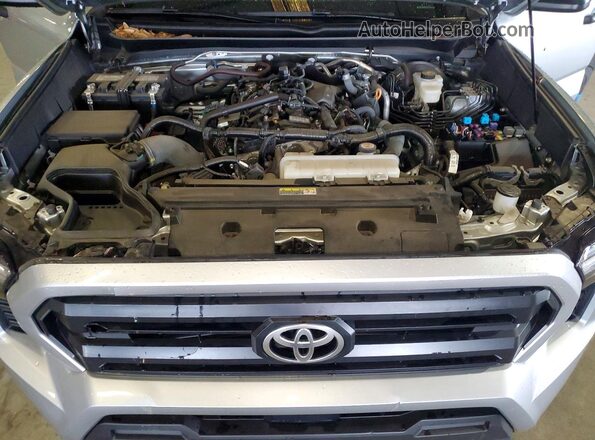 3TYLD5KN5ST012074 2025 TOYOTA TACOMA Silver Սալոնի հետևի տեսք