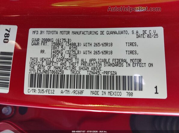 3TYLE5JN0ST068258 2025 TOYOTA TACOMA Red Vista del compartimento del motor